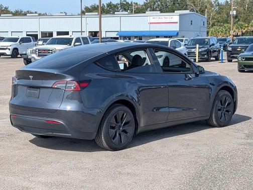 2025 Tesla Model Y Long Range Dual Motor Rear-Wheel Drive