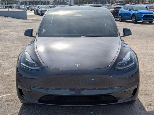 2025 Tesla Model Y Long Range Dual Motor Rear-Wheel Drive