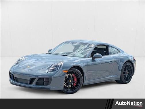 2017 Porsche 911 Carrera GTS