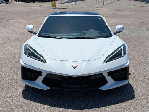 Arctic White 2023 Chevrolet Corvette Stingray w/1LT