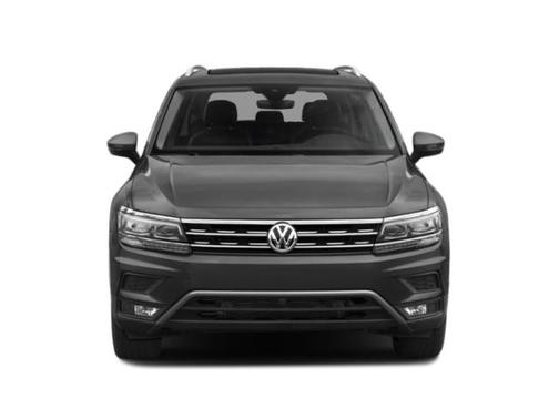 Deep Black Pearl Metallic 2018 Volkswagen Tiguan 2.0T SEL