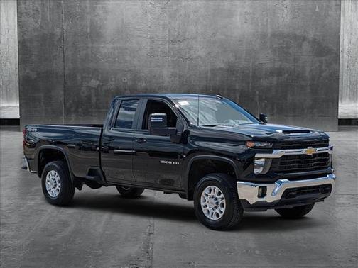 2025 Chevrolet Silverado 3500 LT