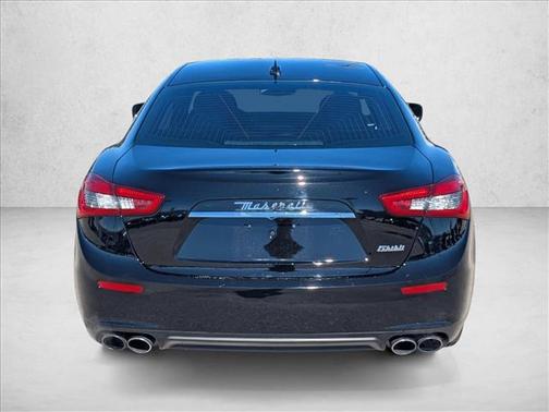2014 Maserati Ghibli Base