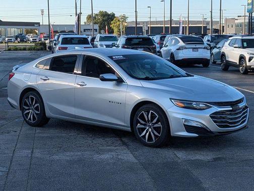 2022 Chevrolet Malibu FWD RS