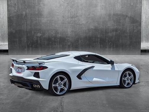 2025 Chevrolet Corvette Stingray w/2LT