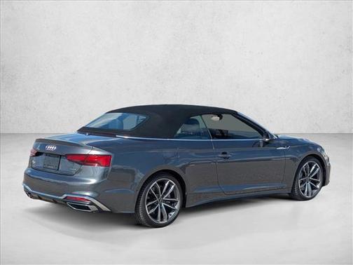 Daytona Gray Pearl Effect/Black Roof 2023 Audi A5 Prestige 45 TFSI S line quattro S tronic