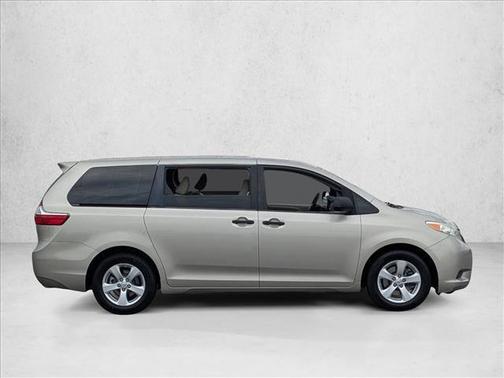 2016 Toyota Sienna L