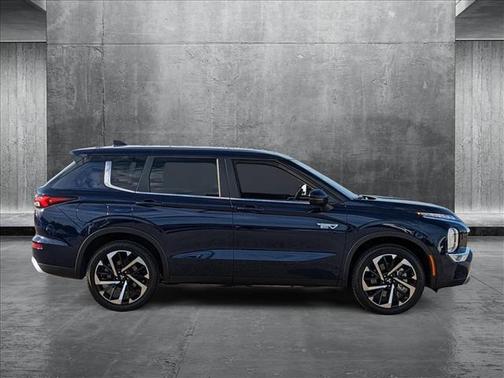 2025 Mitsubishi Outlander PHEV SE S-AWC