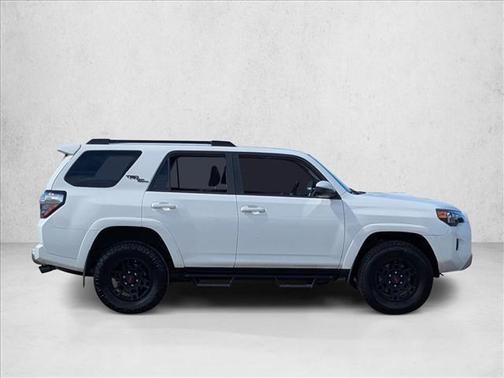2022 Toyota 4Runner TRD Off Road