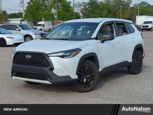 Wind Chill Pearl 2025 Toyota Corolla Cross L