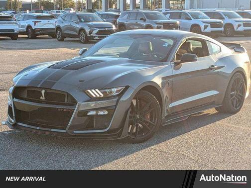 2022 Ford Shelby GT500 Base