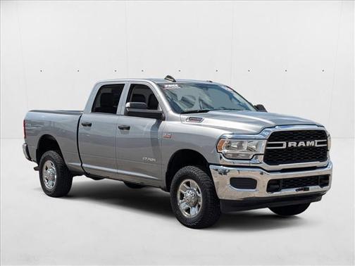 2020 RAM 2500 Tradesman Crew Cab 4X4 6'4' Box