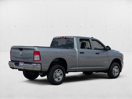 2020 RAM 2500 Tradesman Crew Cab 4X4 6'4' Box