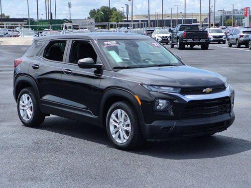 Mosaic Black Metallic 2021 Chevrolet Trailblazer LS