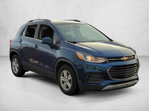 Pacific Blue Metallic 2020 Chevrolet Trax LT