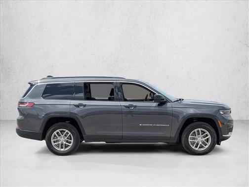 Baltic Gray Metallic Clearcoat 2025 Jeep Grand Cherokee L Laredo