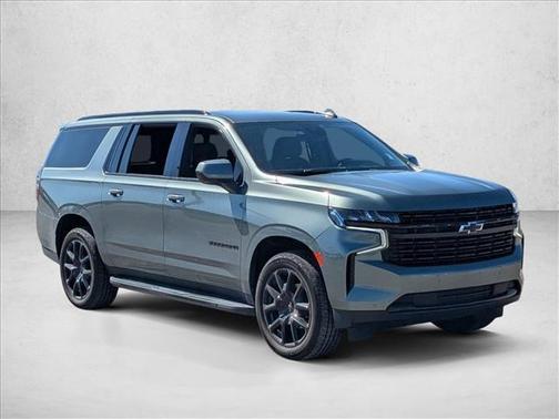 2023 Chevrolet Suburban RST