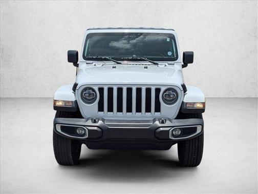 Bright White Clearcoat 2023 Jeep Wrangler 4-Door Sahara 4x4