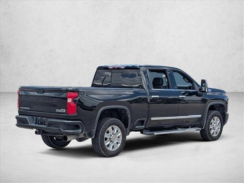 Black 2024 Chevrolet Silverado 2500 High Country