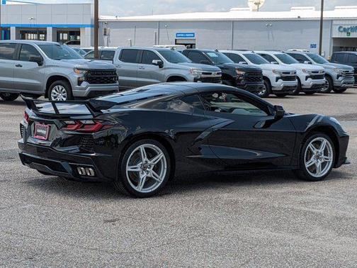 2025 Chevrolet Corvette Stingray w/3LT