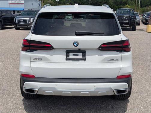 2026 BMW X5 sDrive40i