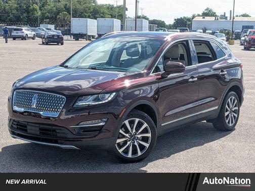 Burgundy Velvet Metallic Tinted Clearcoat 2019 Lincoln MKC Reserve