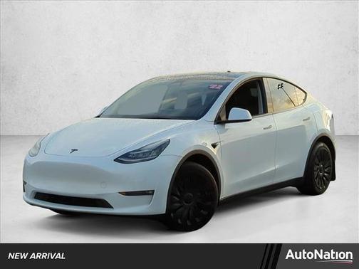 2022 Tesla Model Y Long Range Dual Motor All-Wheel Drive