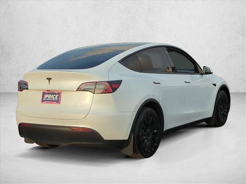 2022 Tesla Model Y Long Range Dual Motor All-Wheel Drive