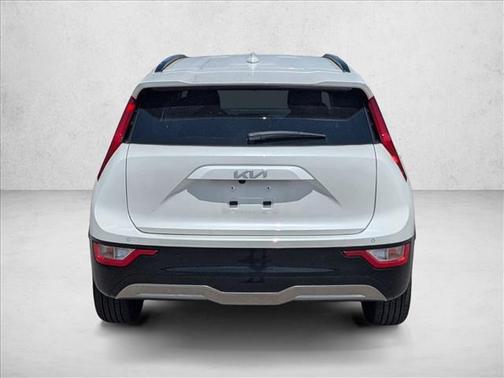 Snow White Pearl 2025 Kia Niro EV Wind