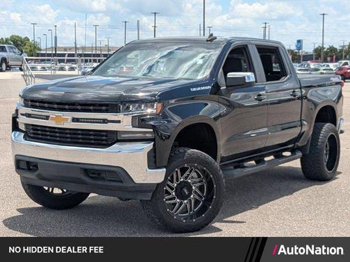 Black 2020 Chevrolet Silverado 1500 LT