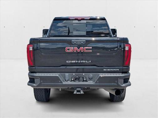 2024 GMC Sierra 2500 Denali