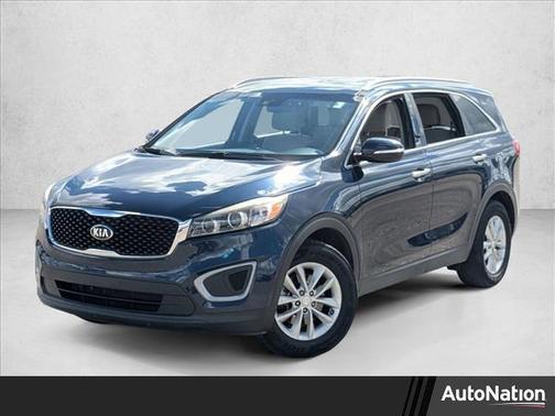 2017 Kia Sorento LX