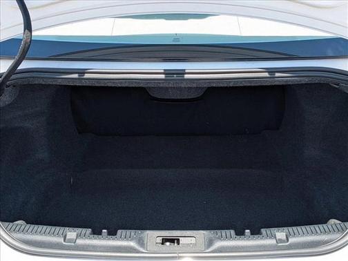 2015 Lincoln MKS Base