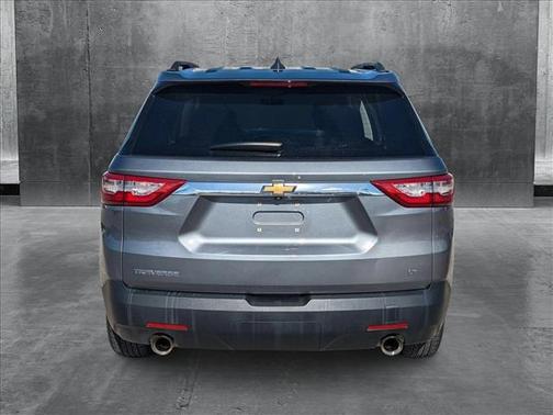 2020 Chevrolet Traverse LT Cloth