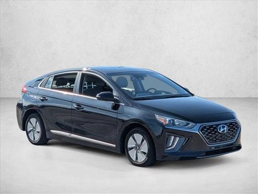 2021 Hyundai IONIQ Hybrid SE