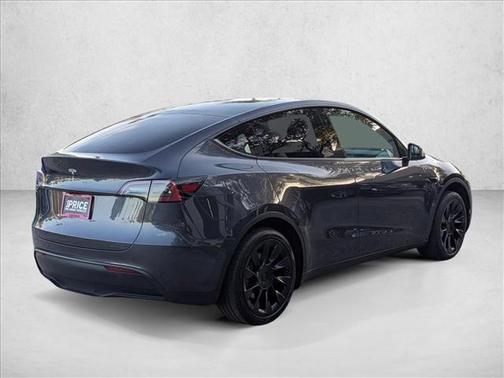 2025 Tesla Model Y Long Range Dual Motor Rear-Wheel Drive