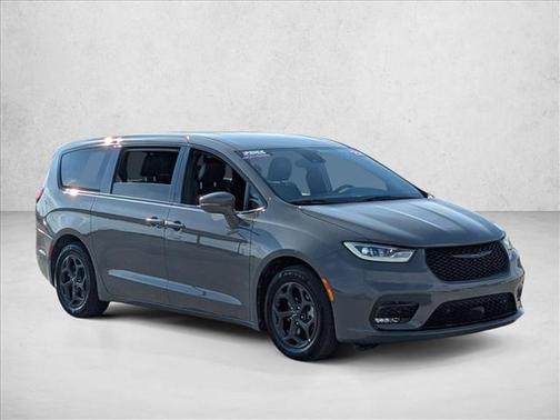 2022 Chrysler Pacifica Hybrid Touring L