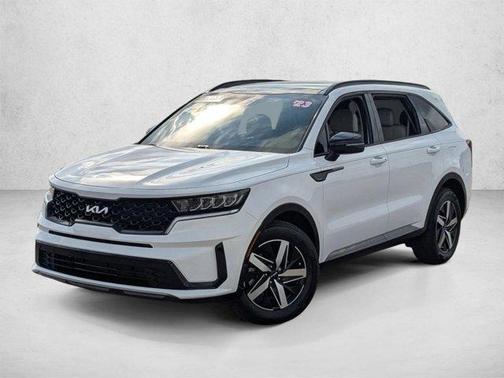 Glacial White Pearl 2023 Kia Sorento S