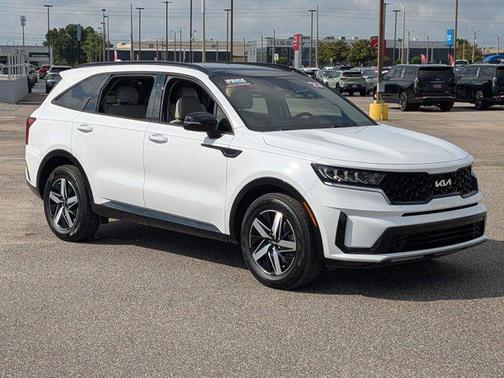 Glacial White Pearl 2023 Kia Sorento S