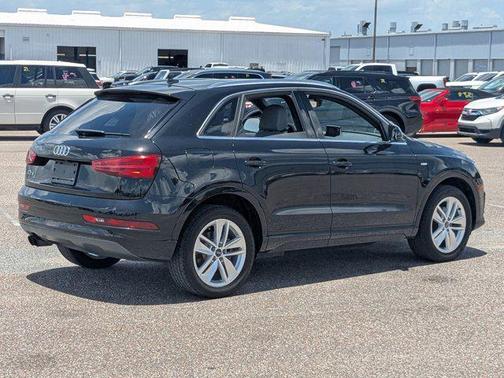 Mythos Black Metallic 2018 Audi Q3 2.0T Premium Plus