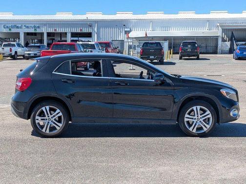 2018 Mercedes-Benz GLA 250 Base