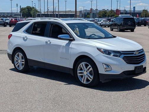 Iridescent Pearl Tricoat 2018 Chevrolet Equinox Premier w/2LZ