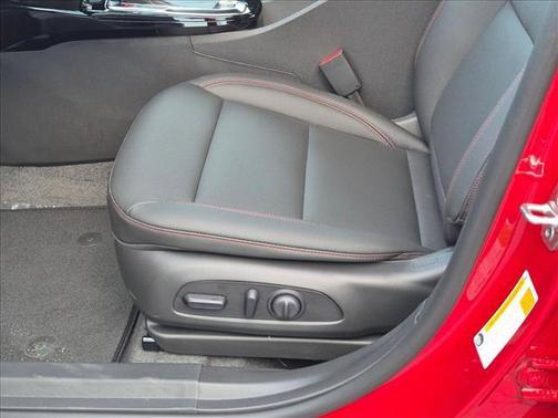 Apex Red 2026 Chevrolet Trax FWD 2RS