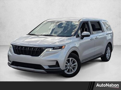 2022 Kia Carnival LX