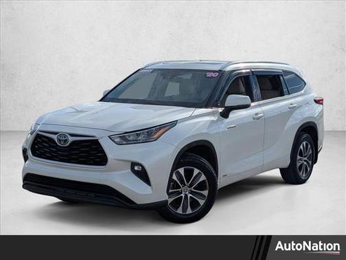 2020 Toyota Highlander Hybrid XLE