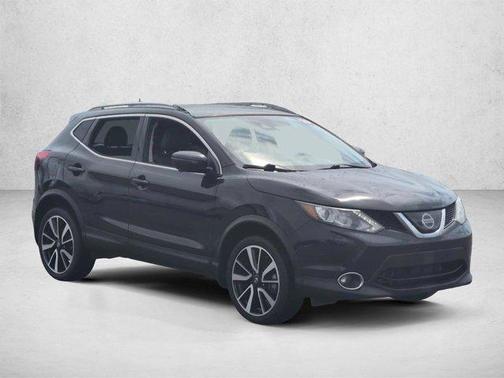 Magnetic Black Pearl 2019 Nissan Rogue Sport SL