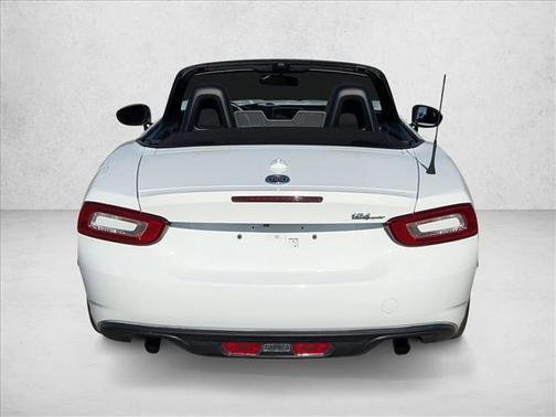 2020 FIAT 124 Spider Base