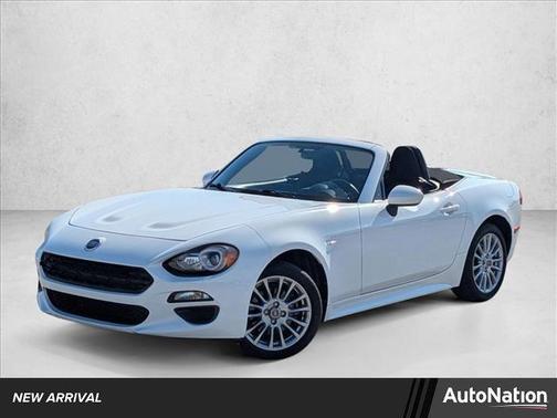 2020 FIAT 124 Spider Base