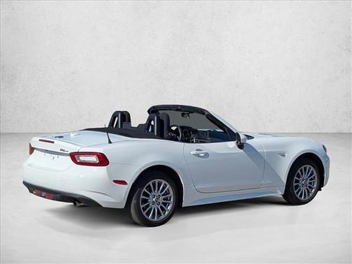 2020 FIAT 124 Spider Base