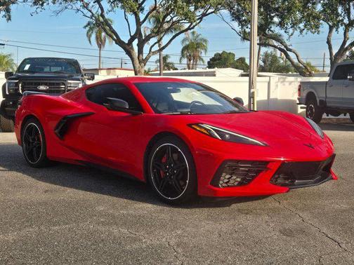 2022 Chevrolet Corvette Stingray w/1LT